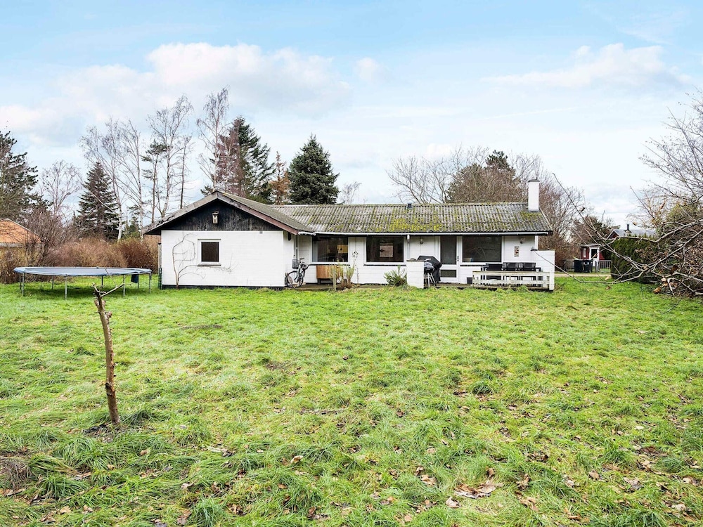 5 Star Holiday Home in Stege