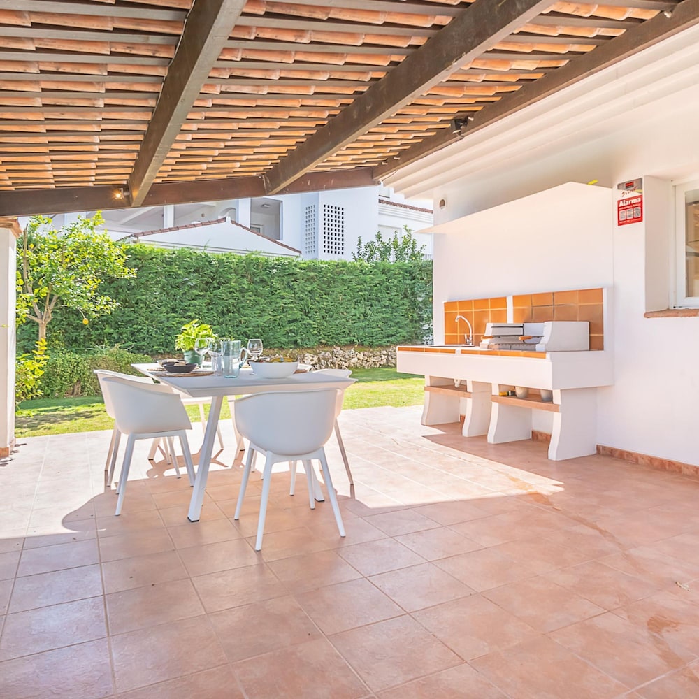 Apt Mairena Forest sea View Pool