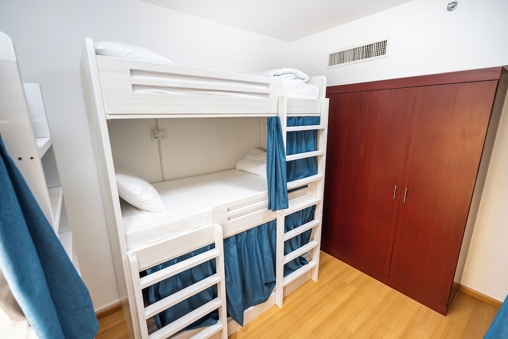 YouSleep Hostel