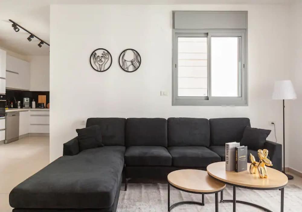 Fresh 3BR APT 32 Floor See View Tower