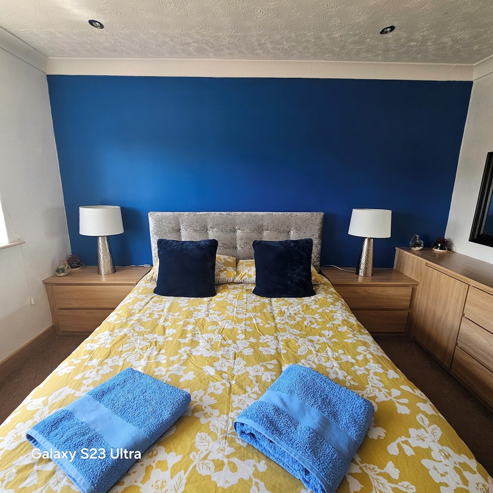 Cosy Home in Leicester view 4