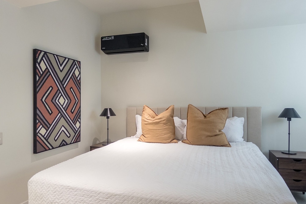 Shalom Residences By YellowKey