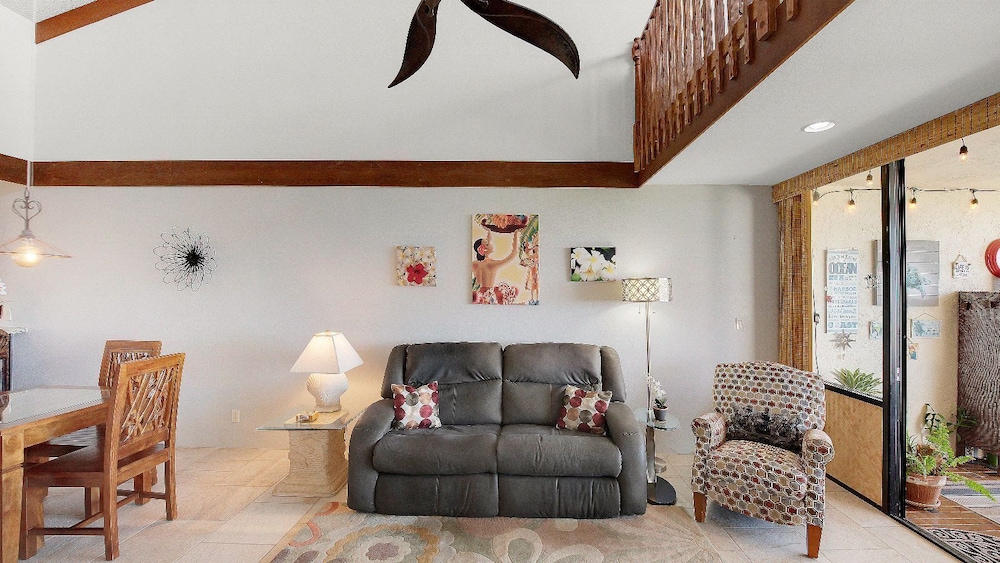 Upgraded 2BD Plus Loft - Amazing Golf & Ocean Views - In-unit AC - Vrkcv