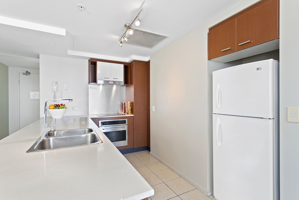 Surfers Paradise Vacations - Ocean Riverview at Chevron Renaissance - Property Image 11