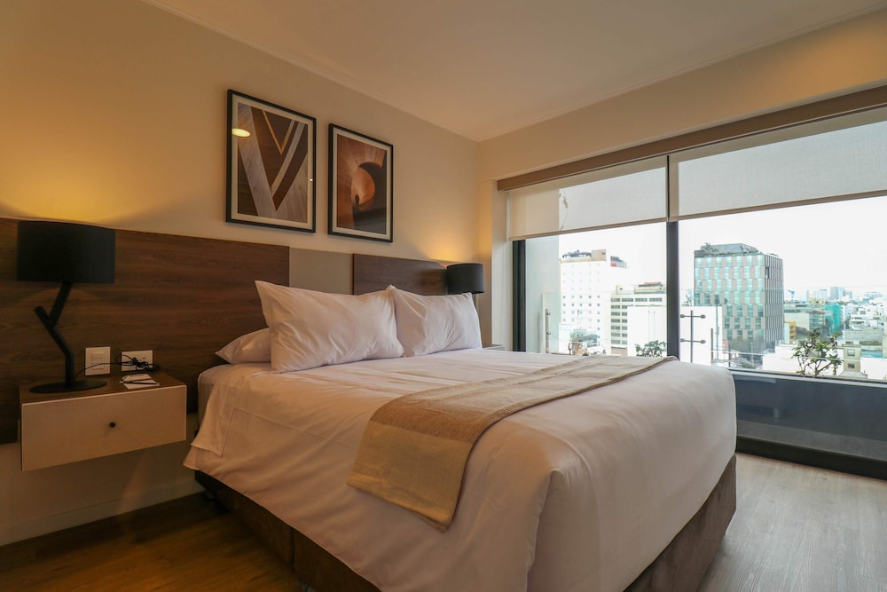 w Comfy 2BR w Balcony Near Larcomar