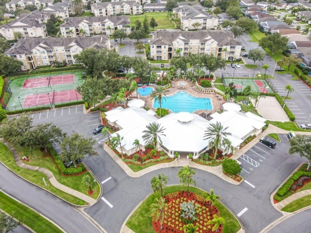 Themed 3-Bedroom Townhome w/Private Pool Near Disney - Windsor Palms 3 Townhouse