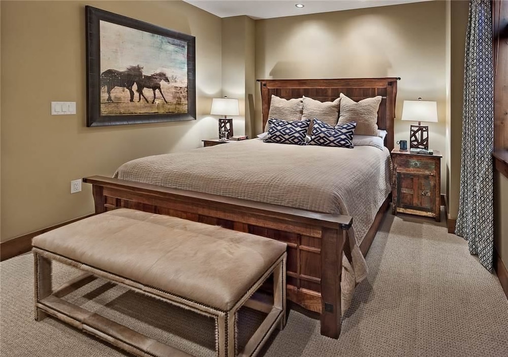 Treasure Mountain 605 4 BedroomCondo By Moving Mountains view 3
