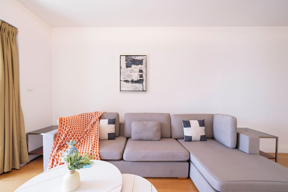 Tyms Cozy 2BR 1BA Apt Yongxin Century