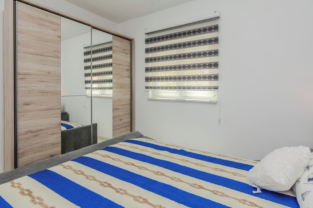 Apartments Mavracic