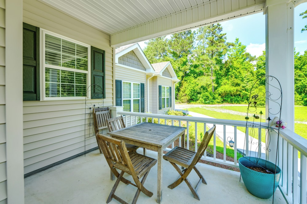 Family-friendly Abbeville Home w/ Fire Pit  Games - Property Image 9