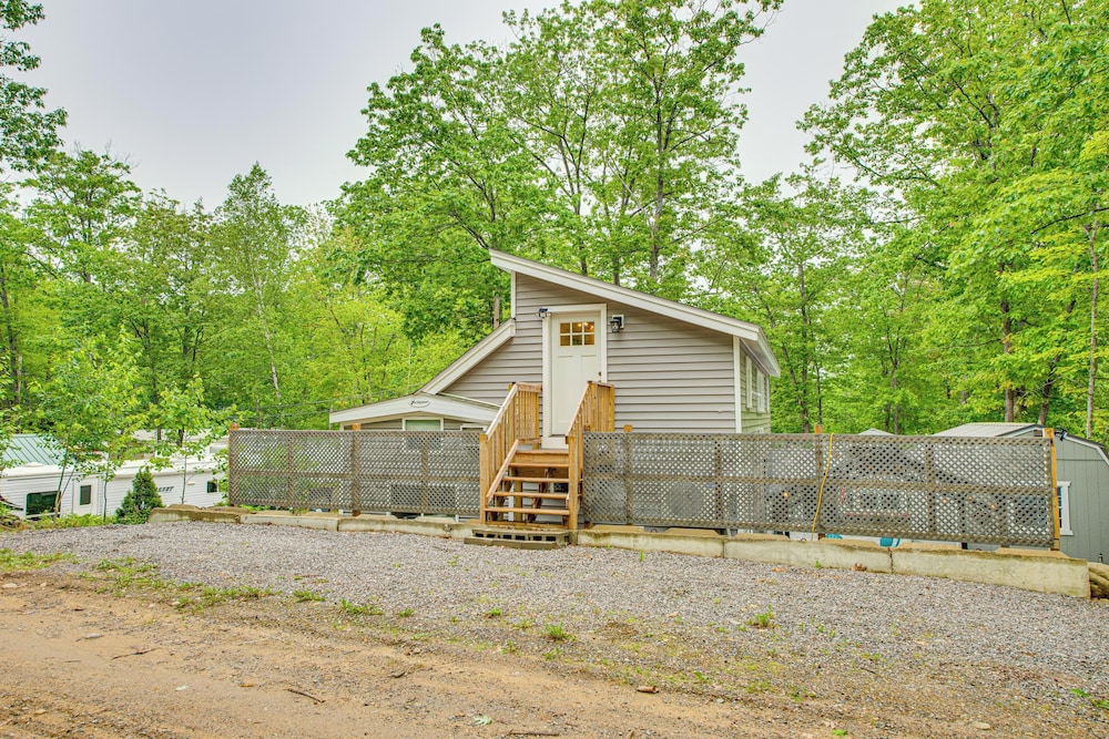 Walk to Lake Beaches: Cabin w/ Patio in Belmont!