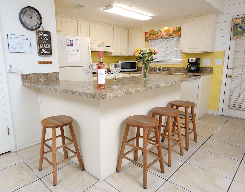 133 West Leslie Lane 2 Bedroom Townhouse