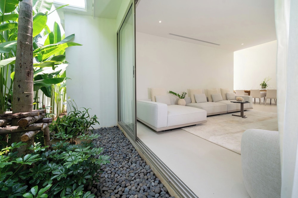 Coco Villas Phuket - Private Pool Villas by Escape Villas