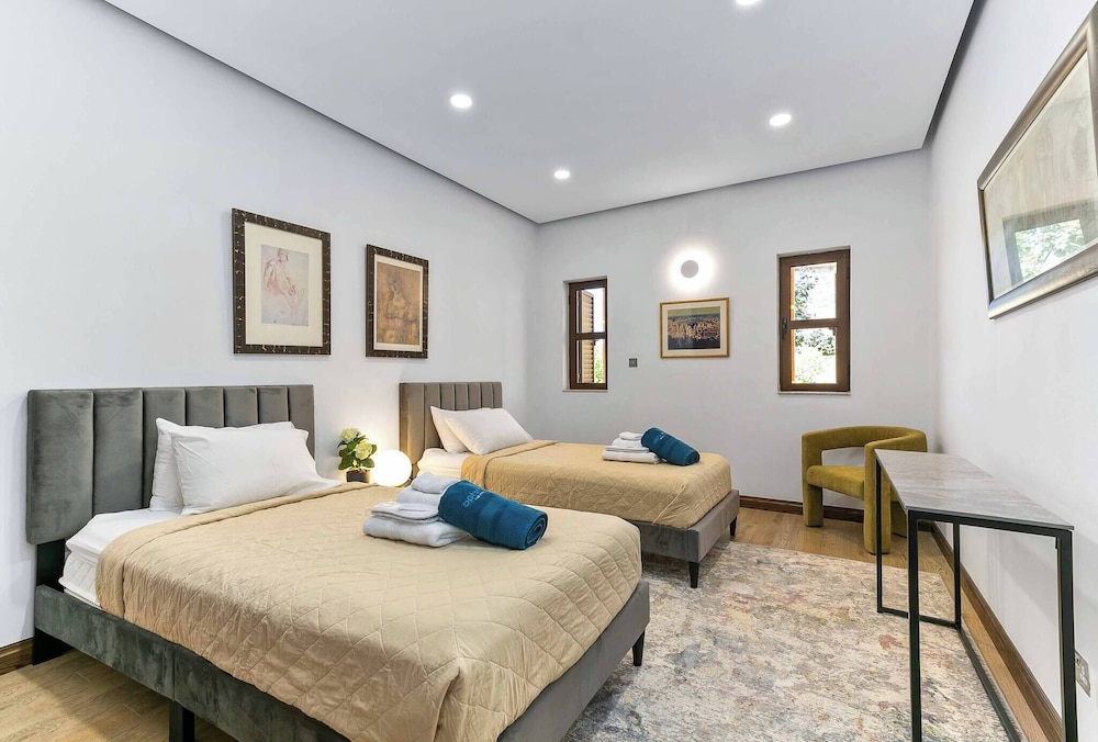 Aphrodite Premium Apartments I