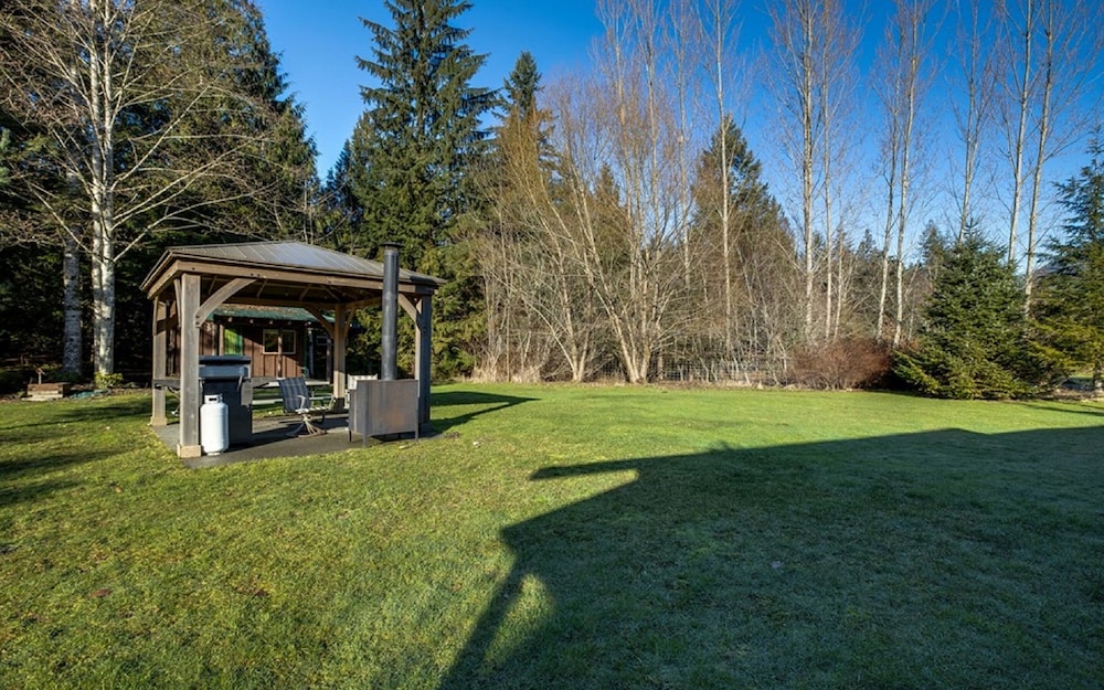 Unique Glamping Experience, Pet Friendly, Sleeps 2