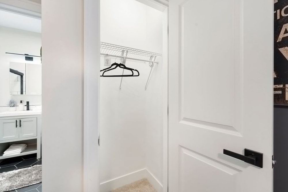 Charming Chicago Apt