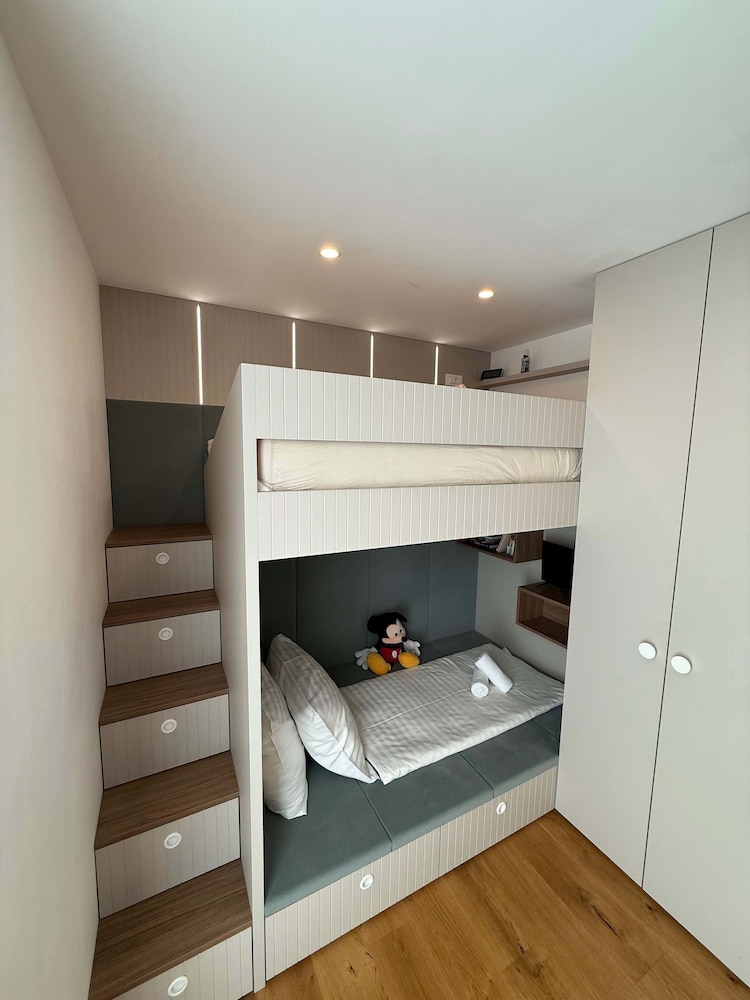 Skyline Penthouse Retreat Luxury in Ljubljana