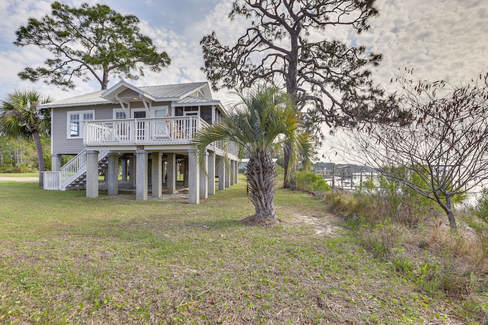 Waterfront Ochlockonee Bay Cottage w/ Views! view 5