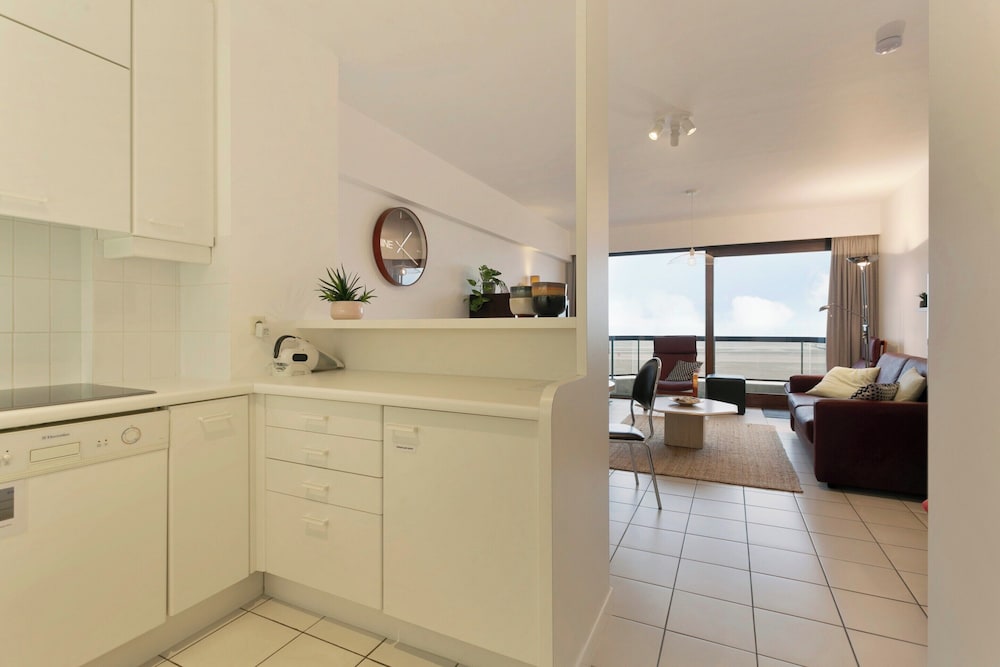Apartment With Terrace for 5 People
