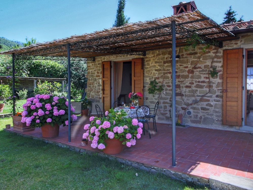 Detached Villa for 6-pers. With Outdoor Swimming Pool view 3