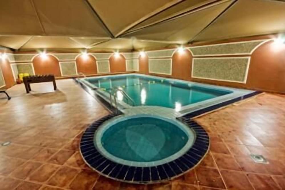 Dolphin Beach Resort