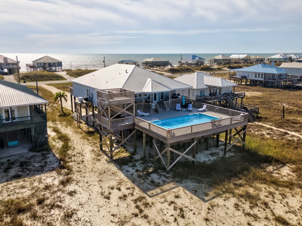 Bay Breeze - 2420 Bienville 4 Bedroom Home