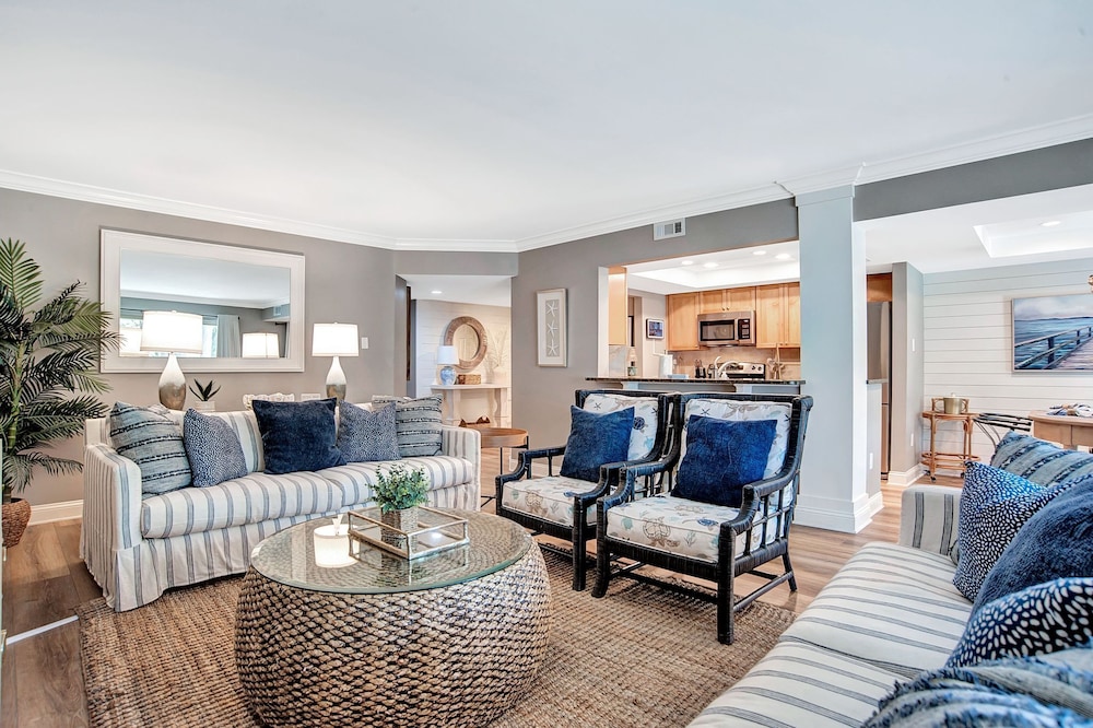 1650 Bluff Villas at The Sea Pines Resort
