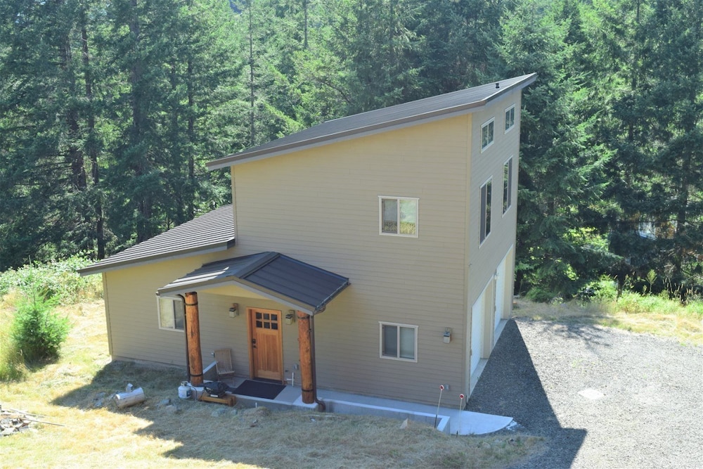 Ravenwood view 3