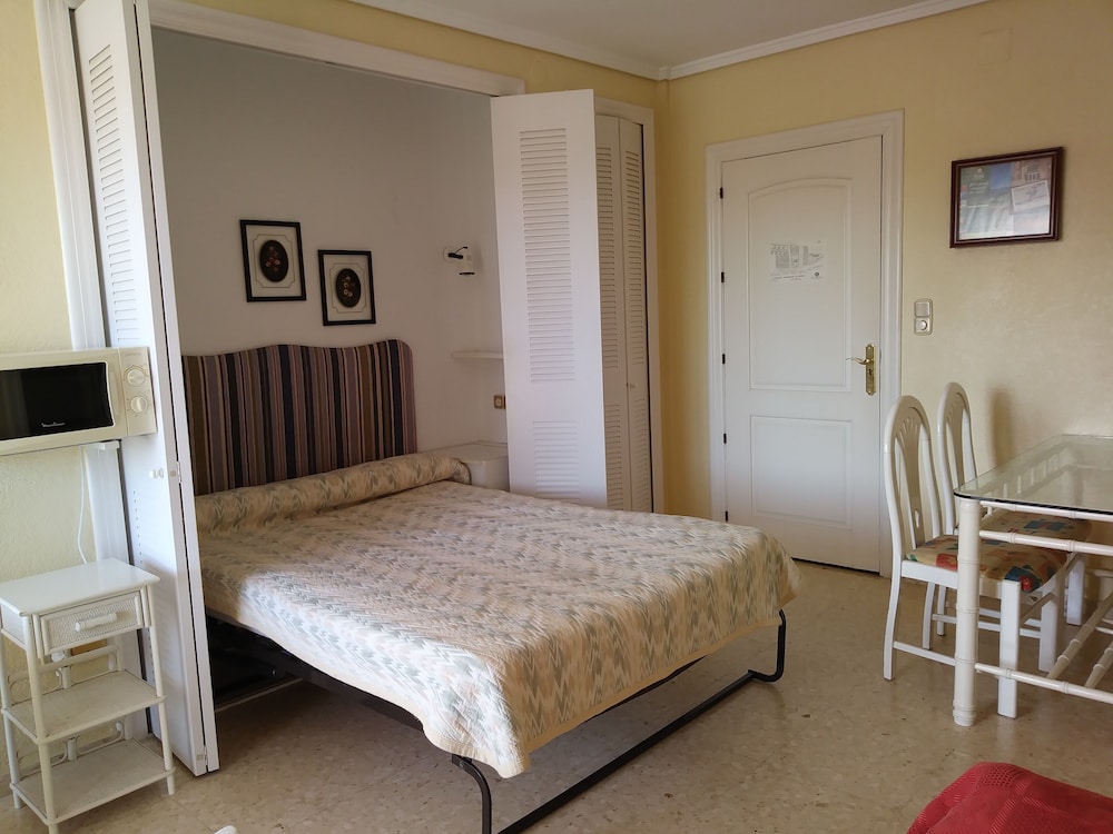 Photo 12