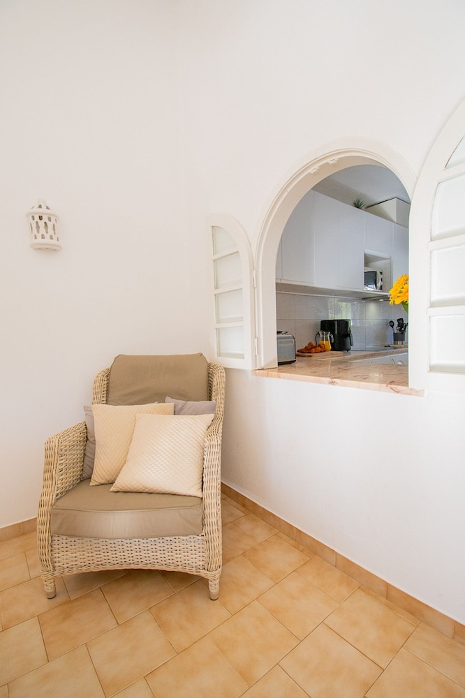 99 ADM Casa Mendes Fabulous Townhouse With Share
