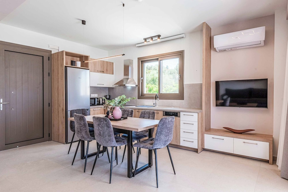 Villa Athina Athel