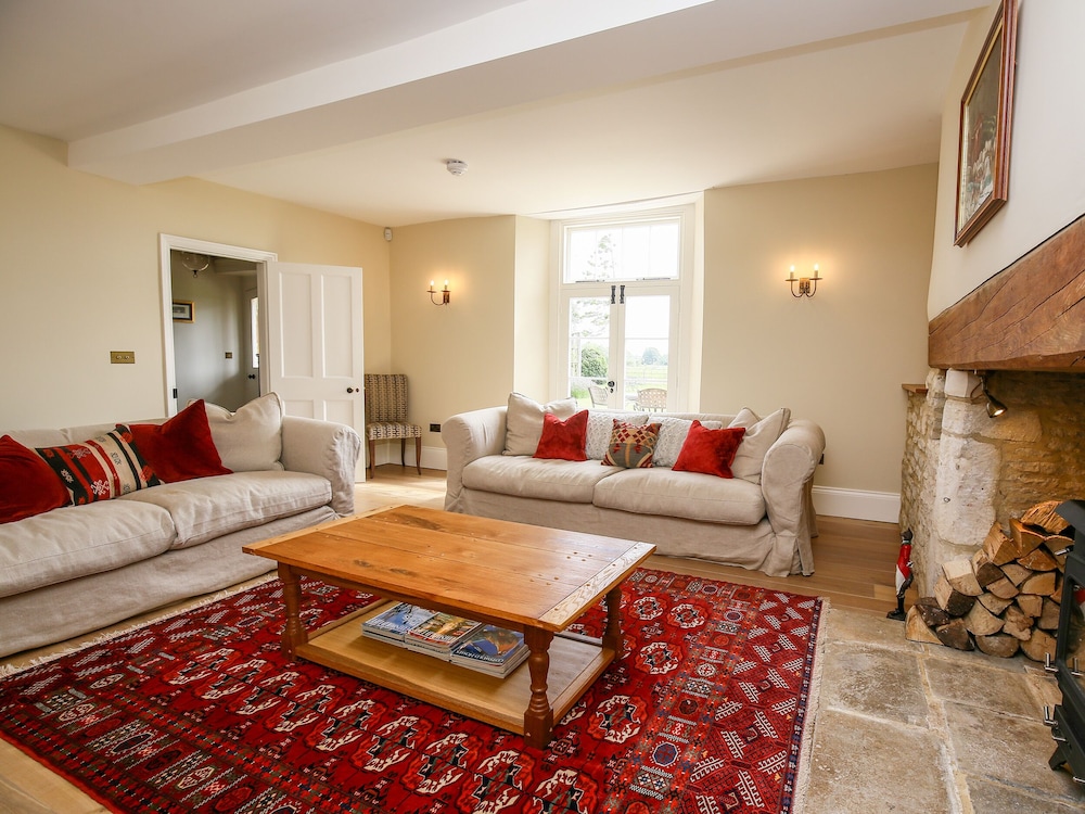 Shifford Manor Farm
