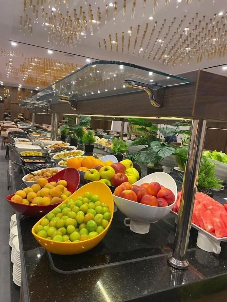 Ramada by Wyndham İstanbul Ümraniye - Image 45