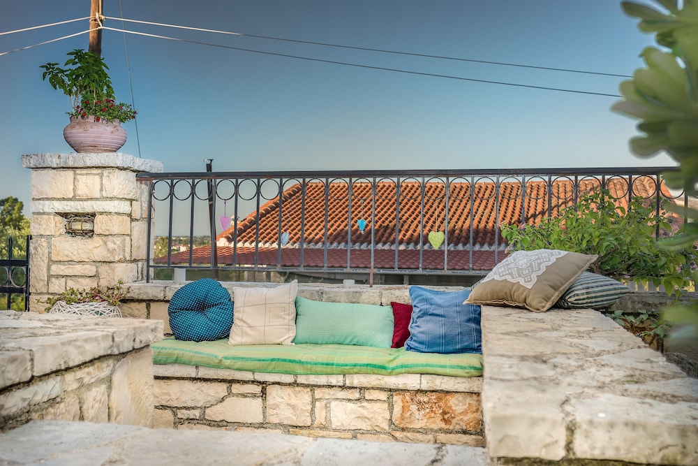 Liofyto Apartments
