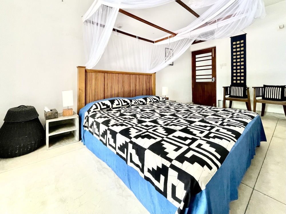 Isana Beach House