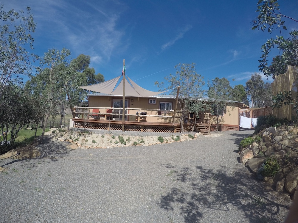 Hotel Vinofilia Wine Country Inn - Image 1