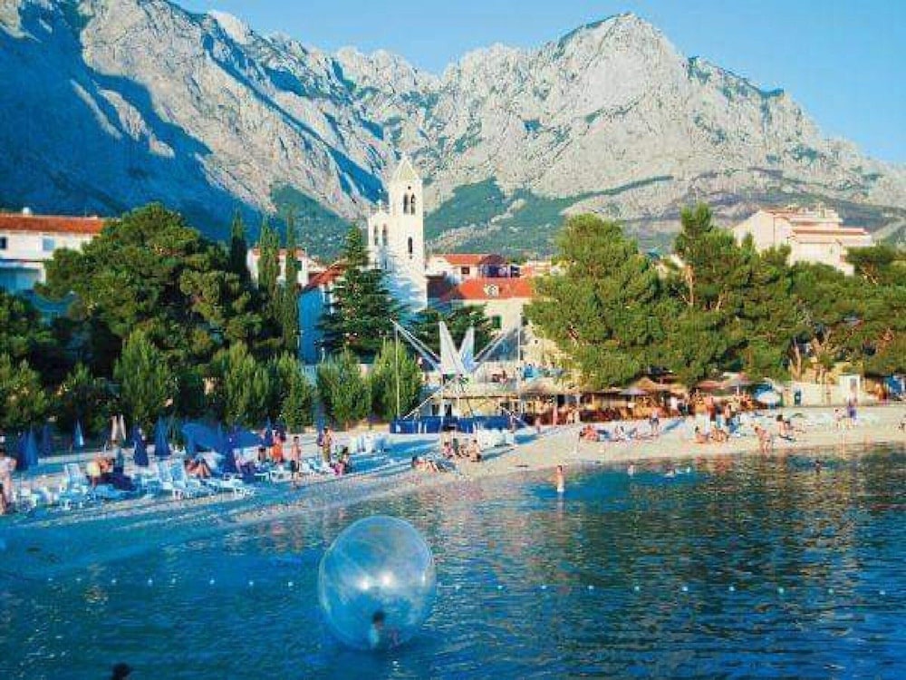 Apartments Pezo - Superior Two Bedroom Apartment With Balcony