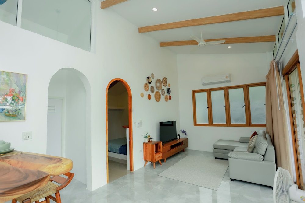 Rock & Lune Boutique Villas
