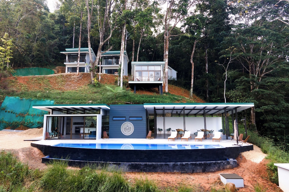 Vajra Jahra Villas & Retreat Center