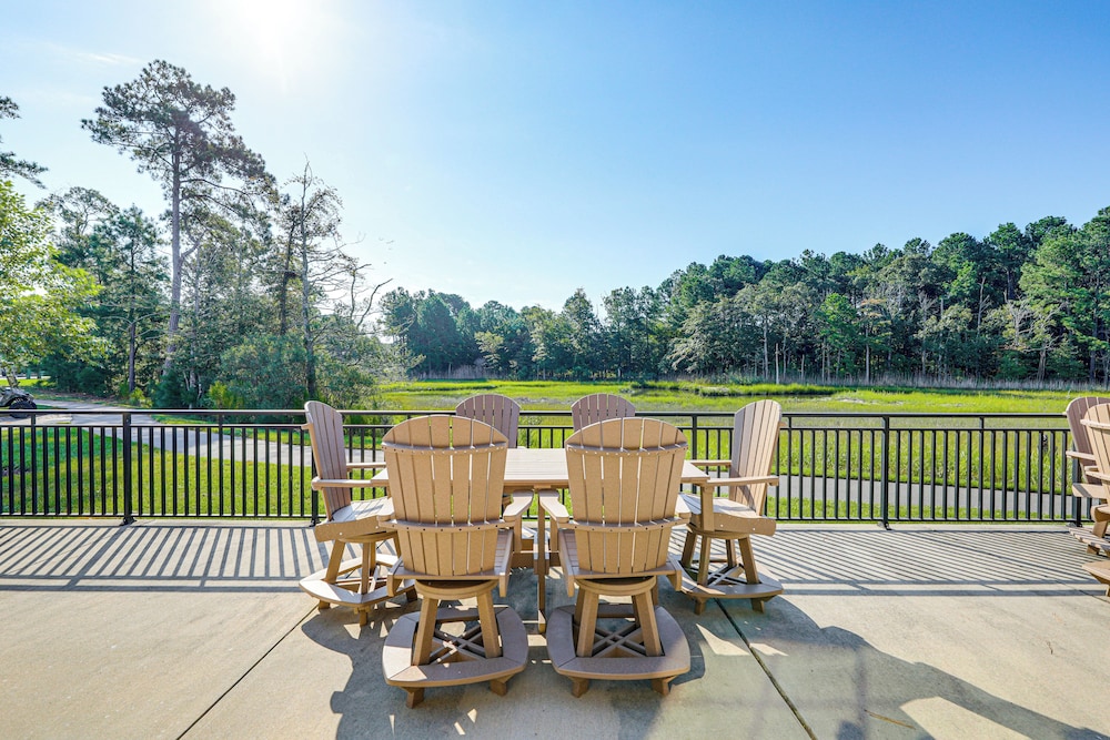 Communal Pools, 6 Mi to Bethany Beach! Family Home