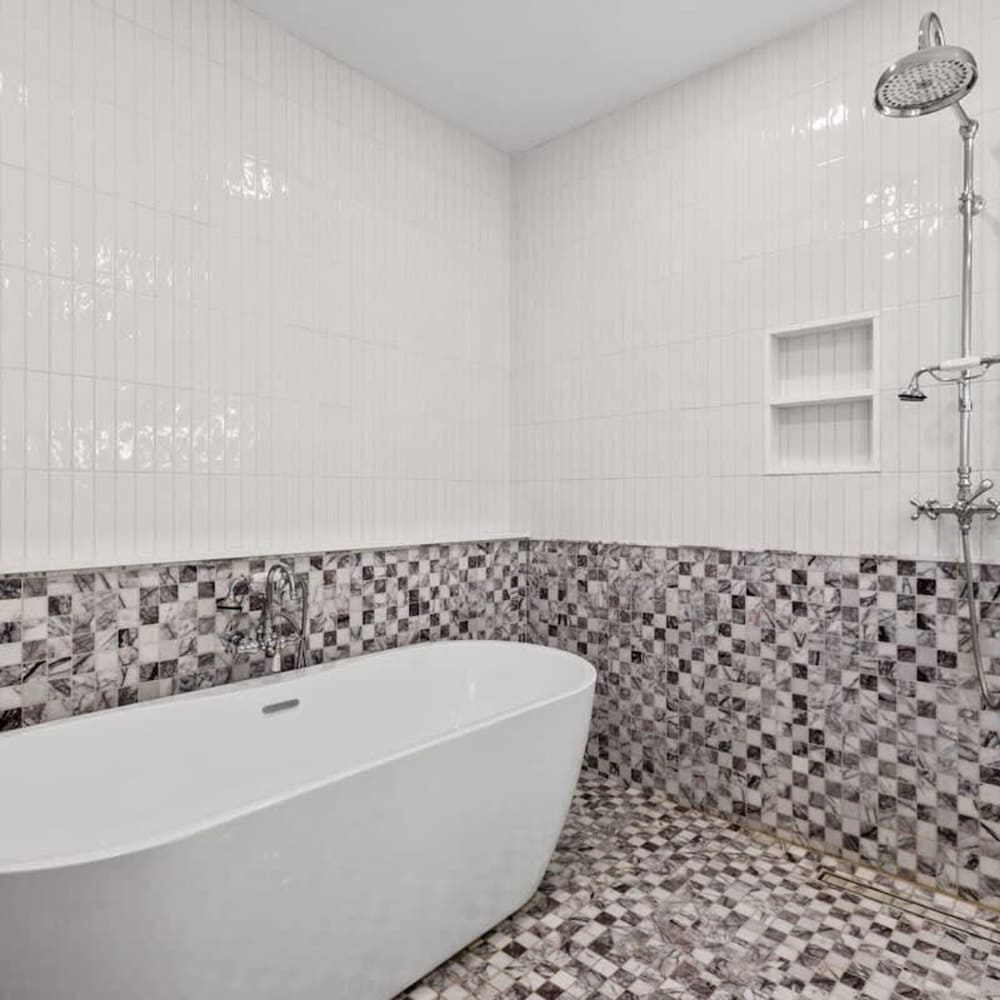 Riverside by Rove Travel 7BR Modern Townhouse