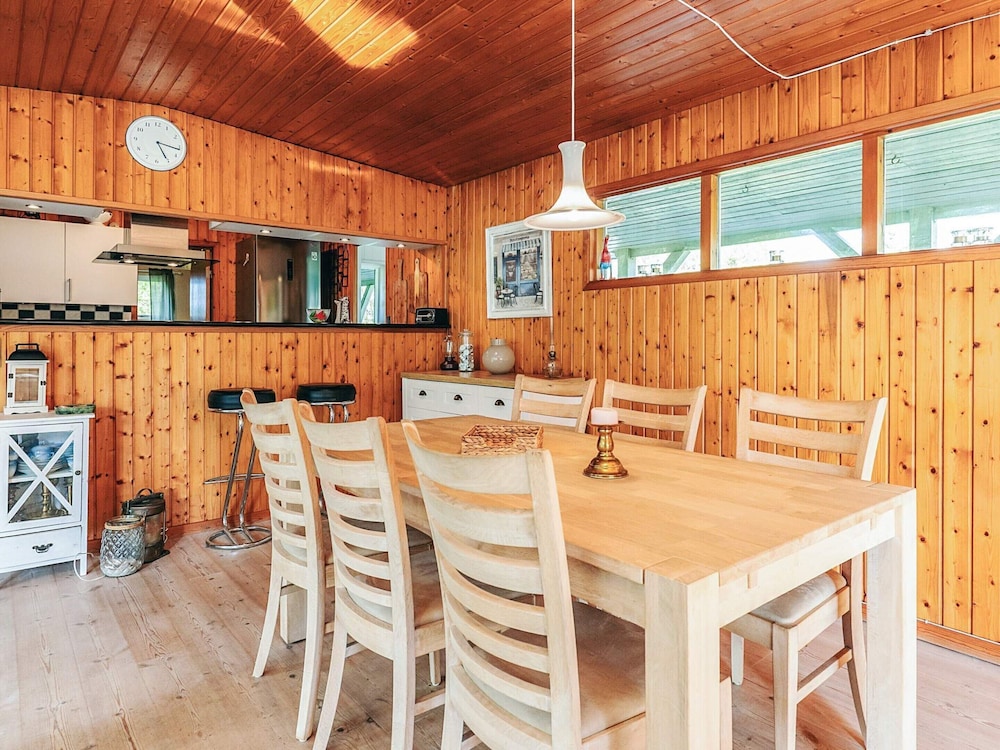6 Person Holiday Home in Dannemare