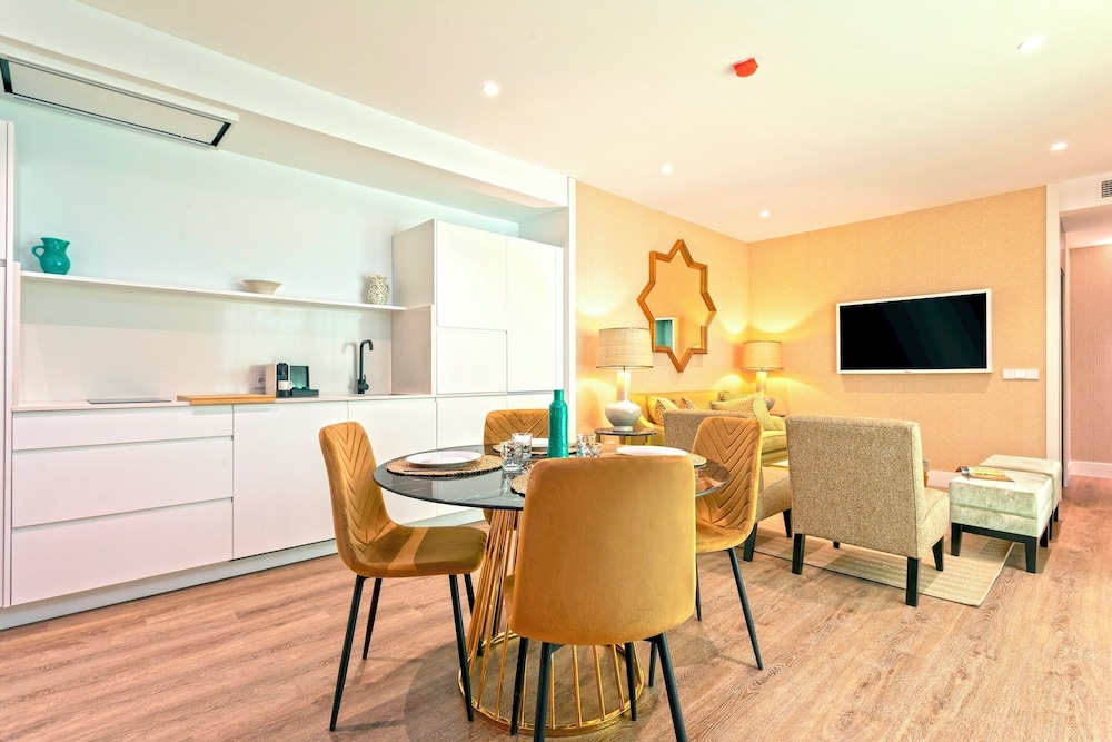 Luxury Apartment Near Torre del Oro Betis Xvii