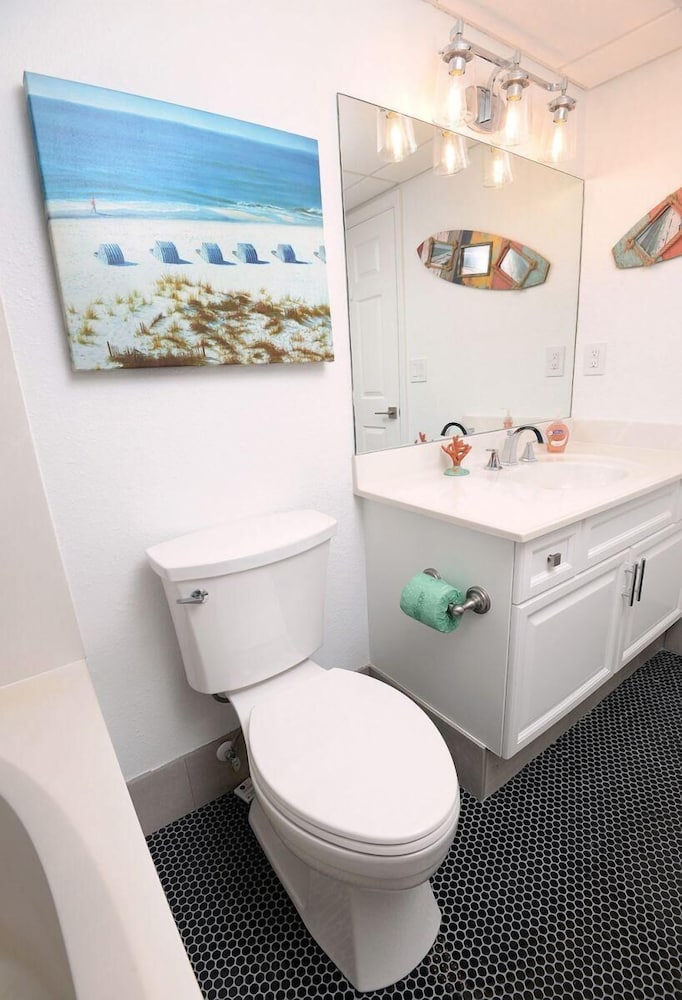 Emerald Beach 325
