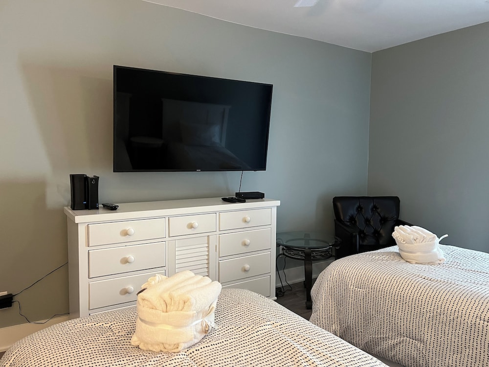 1259 Harbour Town Club at The Sea Pines Resort