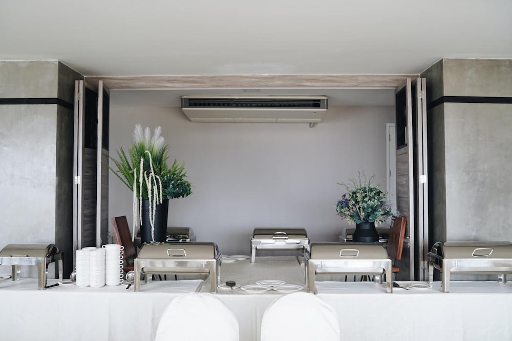 De V Loft Hotel