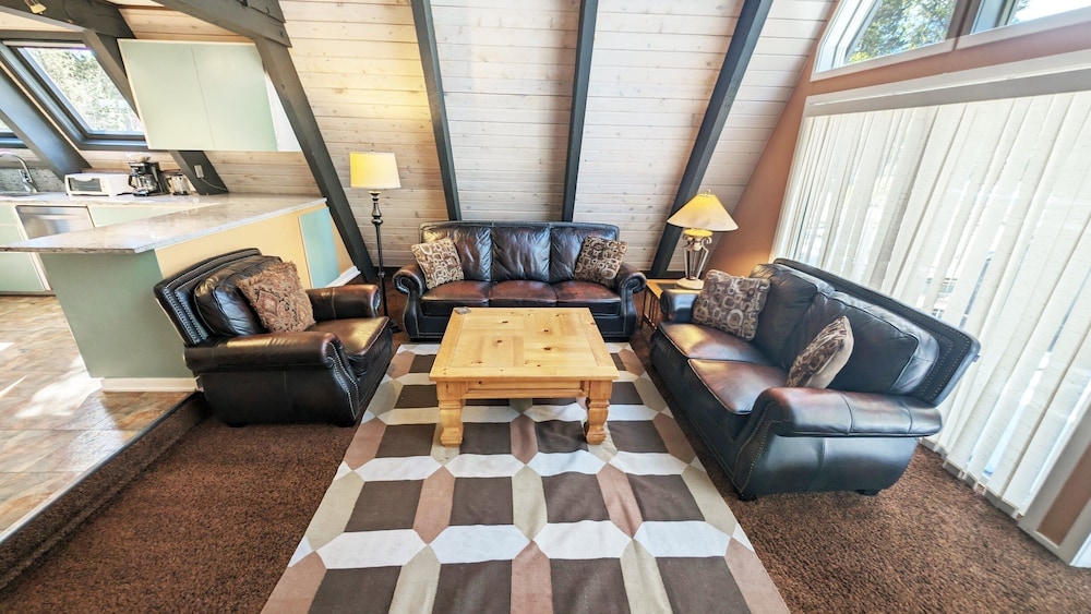 Trapper 11 3 Bedroom Home