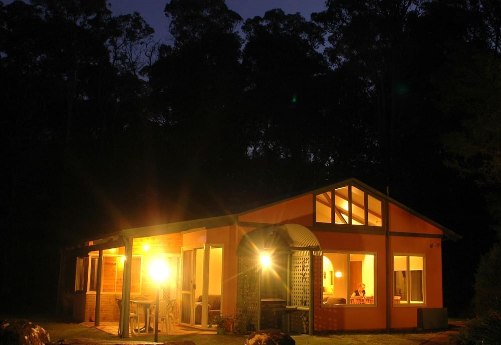 Harmony Forest Accommodation and Vineyard