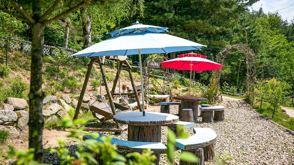 Secret Garden Pension