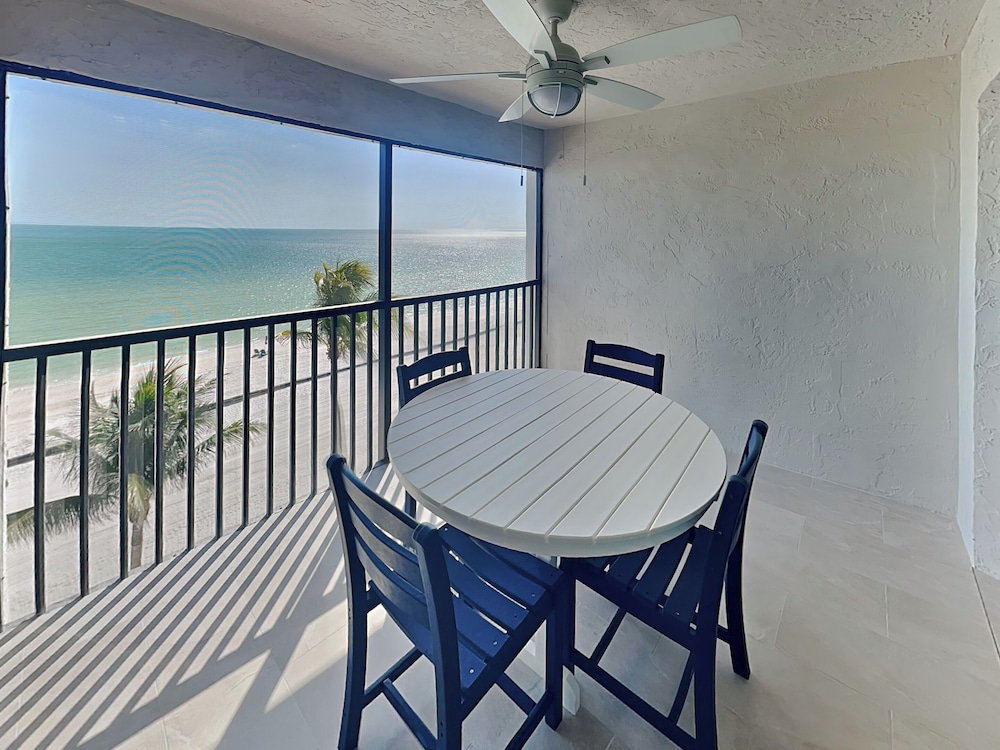 Seaside 5 by Distinctive Beach Rentals